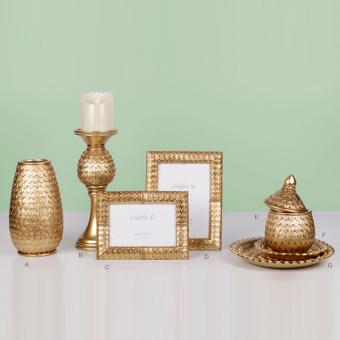Resin photo frame